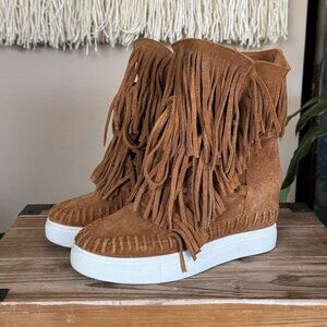 Baldi London Tan Suede Fringe Lace Up Bootie Hidden Heel Wedge Sneakers Size 6.5